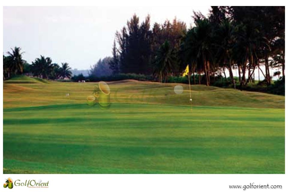 phuket-golfcourse-thai-muang-beach-golf-marina-08
