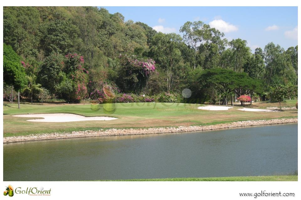 pattaya-golfcourse-Bangpra-International-golf-club-14